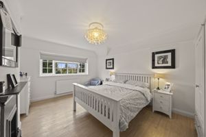 Photo 1- click for photo gallery